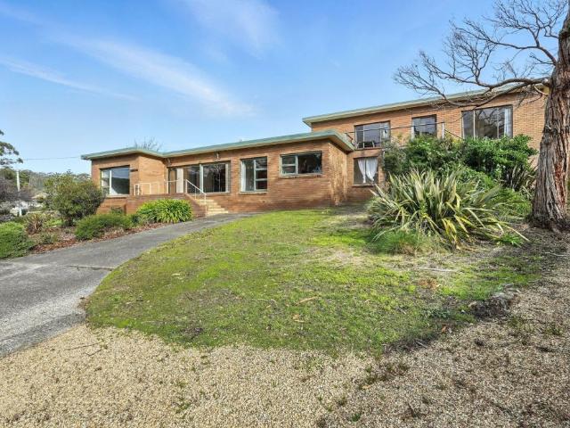 Apartment for rent in White Beach, Tasmania