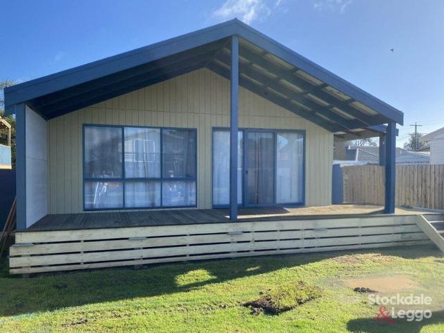 House for rent in Sunderland Bay, Victoria