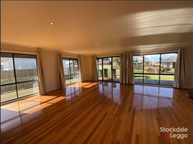 House for rent in Sunderland Bay, Victoria