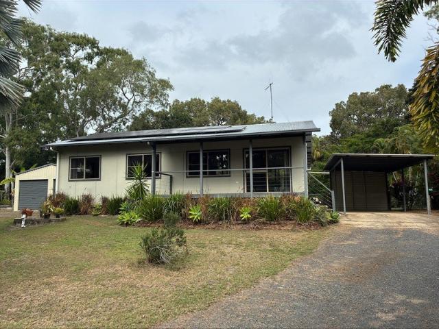 House for rent in Moore Park Beach, Queensland