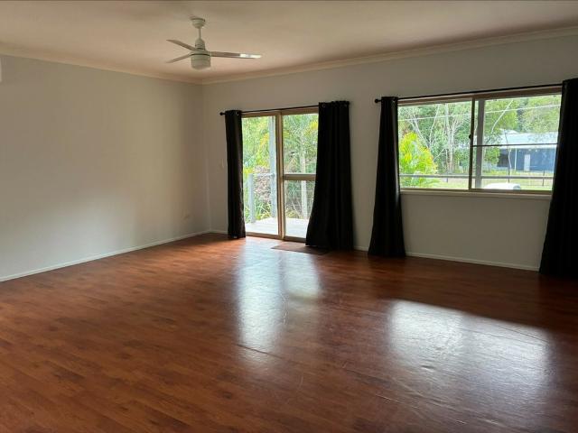 House for rent in Moore Park Beach, Queensland