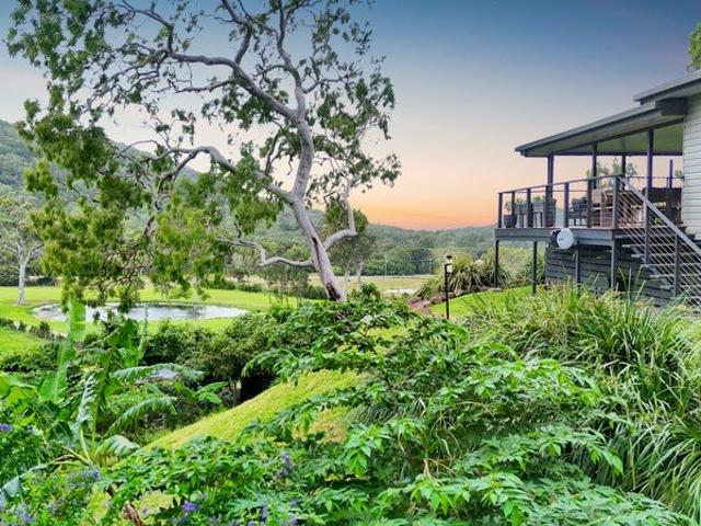 Cottage for sale in Grasstree Beach, Queensland