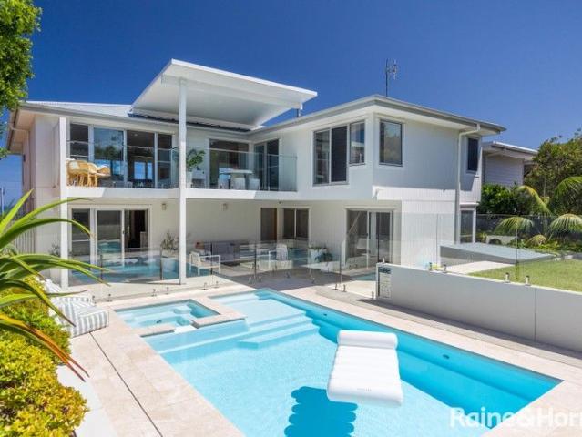 House for sale in Mollymook Beach, New South Wales