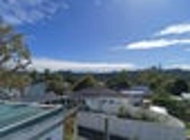 House for sale in Wairau Valley