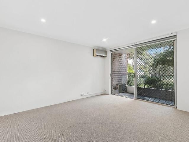 Apartment for rent in Dee Why Beach, Sydney