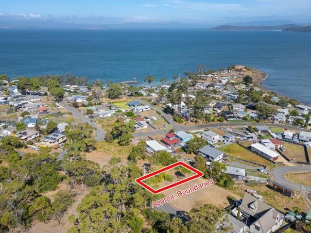 Land for sale in Primrose Sands, Tasmania
