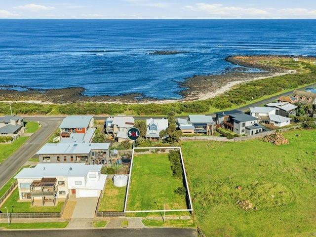 Land for sale in Port Fairy, Victoria