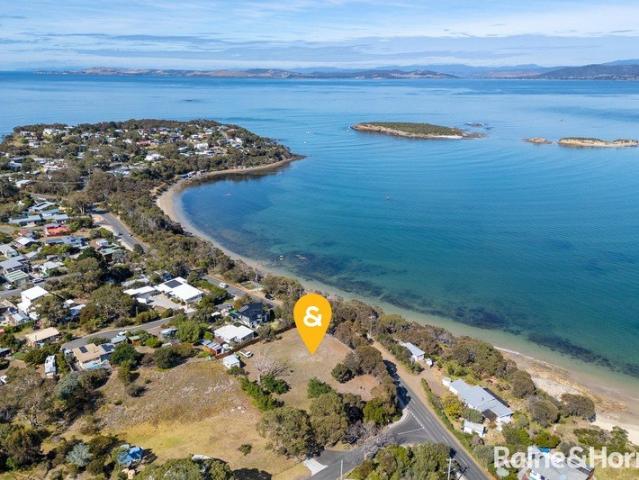 House for sale in Dodges Ferry, Sorell