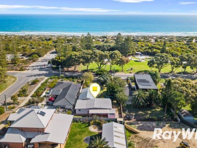 House for sale in Golden Bay, Western Australia
