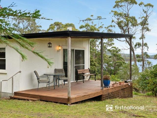 House for sale in Lunawanna, Tasmania
