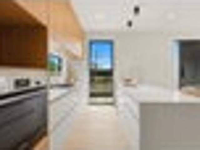 House for sale in Beach Haven, Kaipātiki