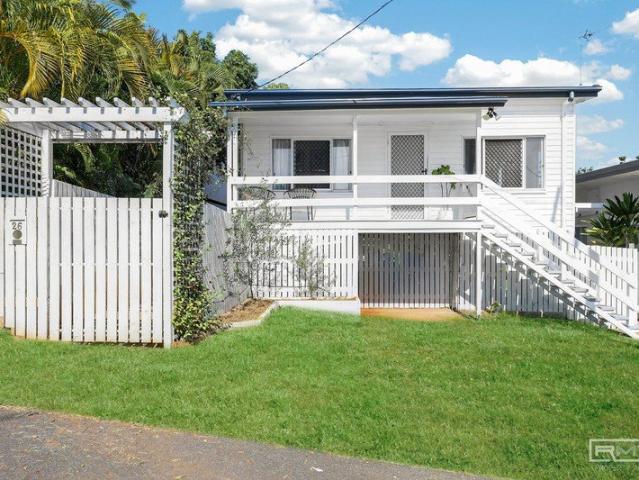 House for sale in Cooee Bay, Queensland