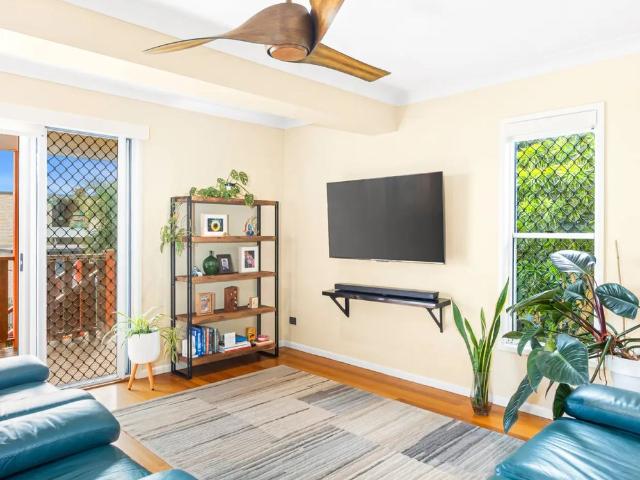 House for rent in Cooee Bay, Queensland