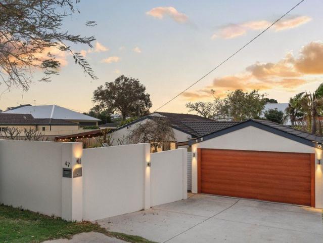 House for sale in Kallaroo, Western Australia