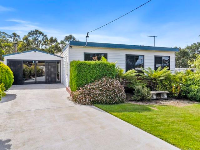 House for sale in Saltwater River, Tasmania