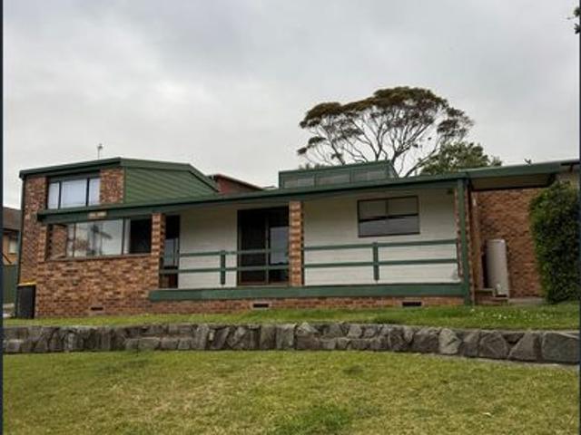 House for rent in Mollymook, Shoalhaven City Council