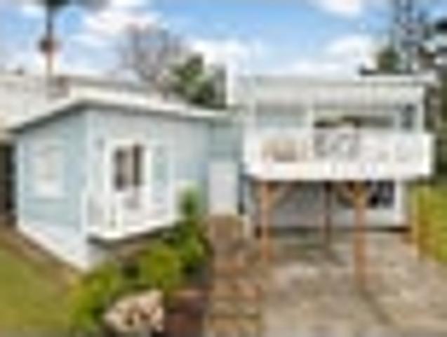 House for sale in Whangaparaoa