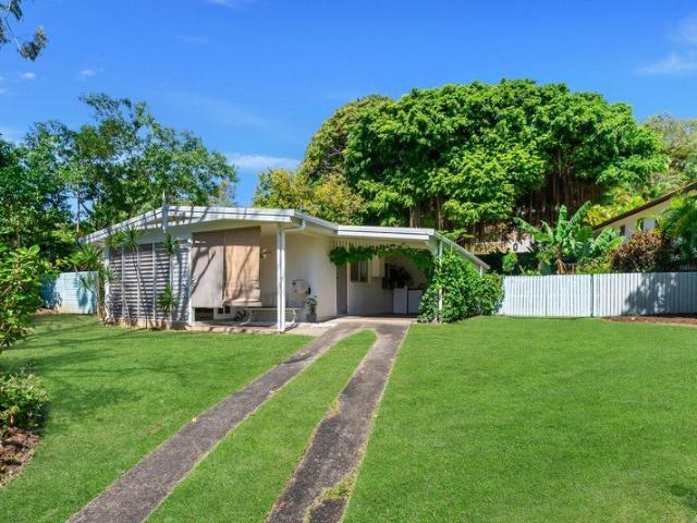 House for sale in Kewarra Beach, Queensland