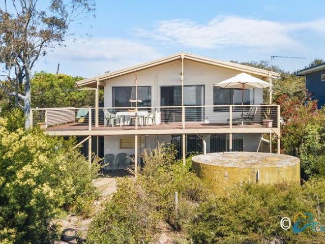 House for sale in Loch Sport, Victoria