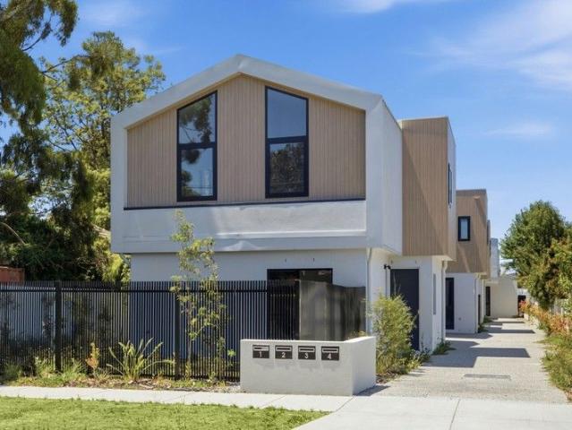 Townhouse for sale in Camerons Creek, Victoria