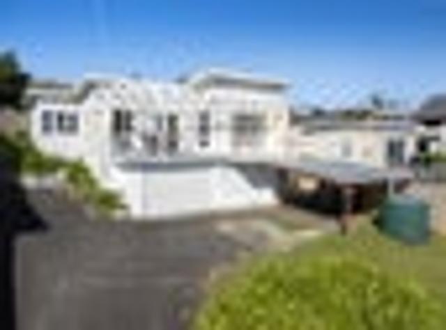 House for sale in Whangaparaoa