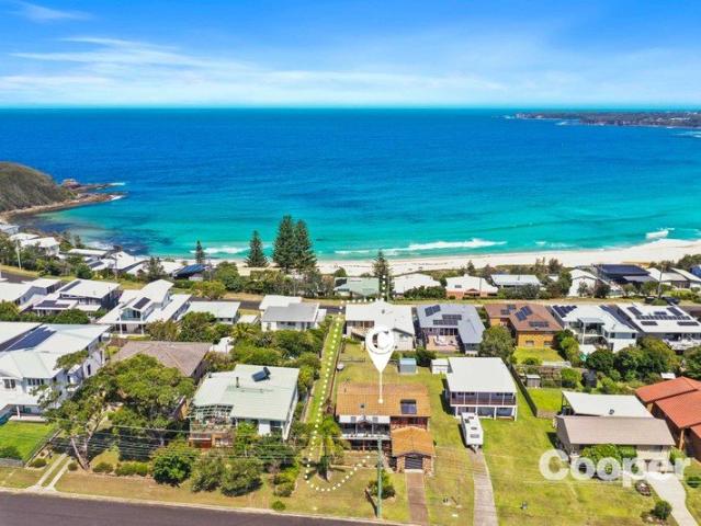 House for sale in Mollymook Beach, Shoalhaven City Council