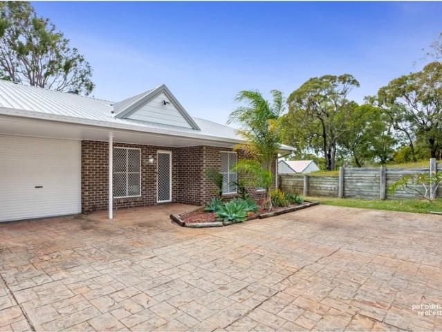 Duplex for sale in Cooee Bay, Queensland