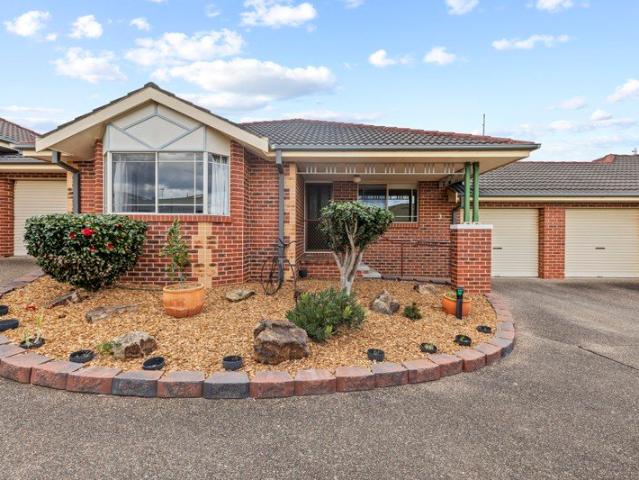 Townhouse for sale in Mirador, New South Wales