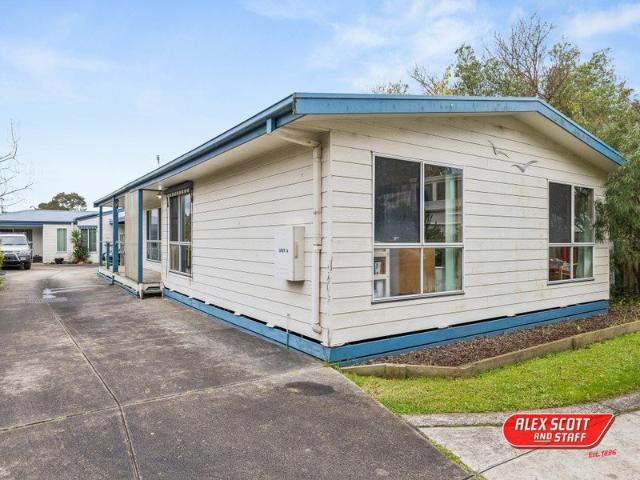 House for sale in Cowes, Victoria