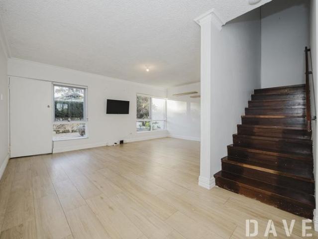 Townhouse for rent in Sorrento, Western Australia