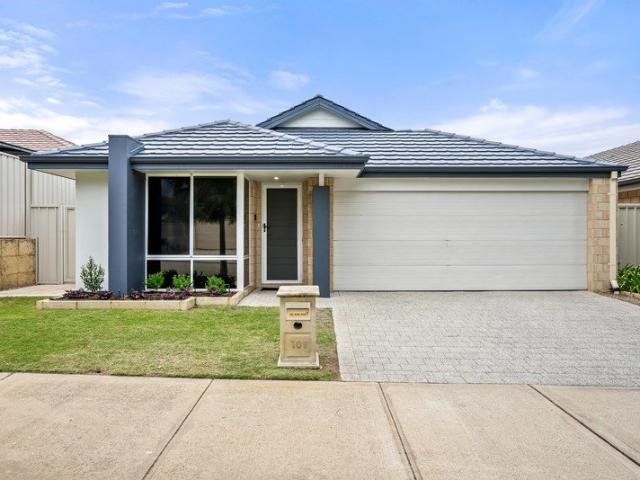 House for sale in Golden Bay, Western Australia