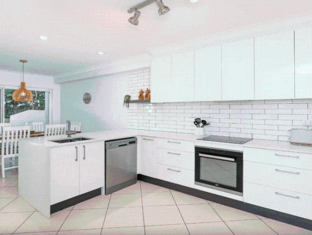 Townhouse for rent in Korora, New South Wales