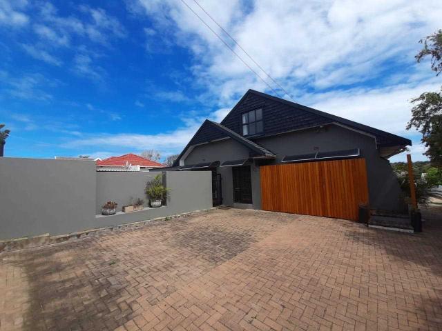 House for sale in East London, Eastern Cape