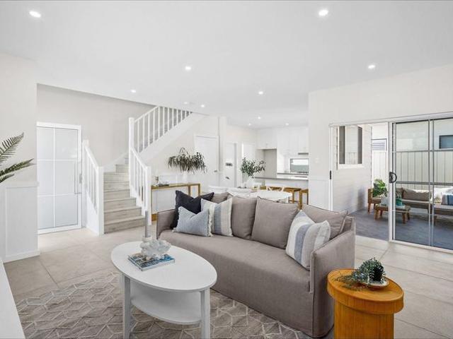 House for rent in Oak Flats, Shellharbour City Council