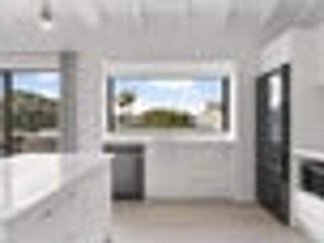 House for sale in Whangaparaoa