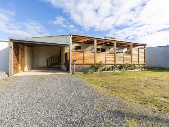Apartment for sale in Shearwater, Tasmania