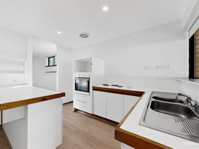 Villa for rent in Shoalwater, Western Australia