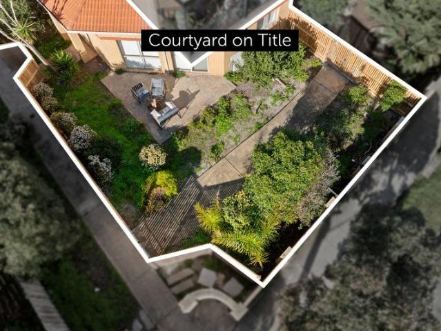 Apartment for sale in Camerons Creek, Victoria