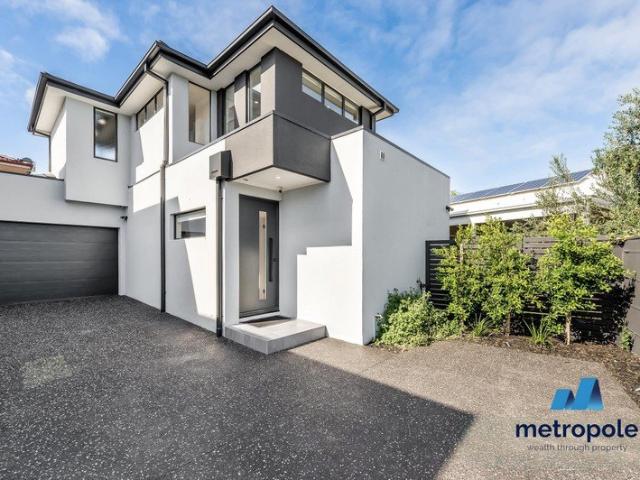 Townhouse for rent in Camerons Creek, Victoria