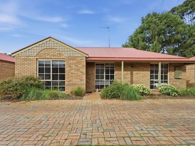 Apartment for sale in Inverloch, Victoria