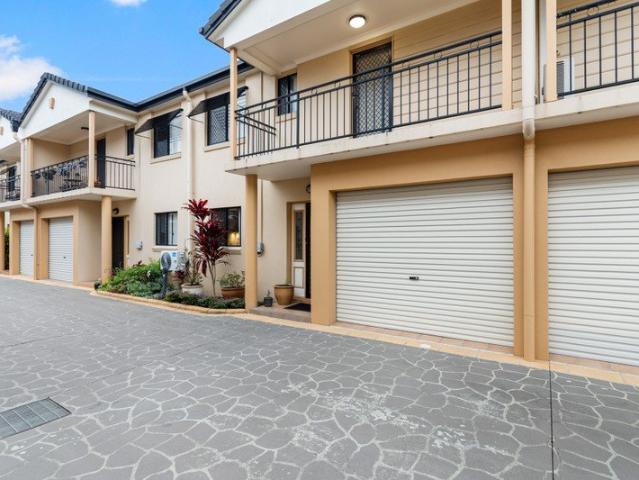 Townhouse for sale in Redcliffe, Greater Brisbane