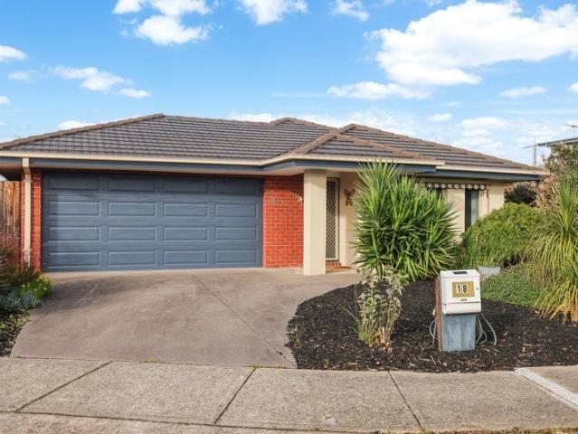 House for sale in Cowes, Victoria