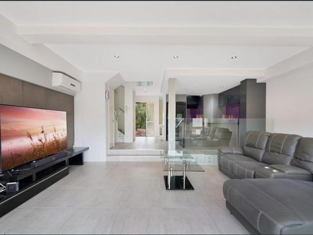 Townhouse for rent in Fernbrook, Queensland