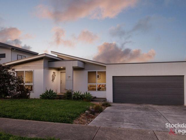House for sale in Cowes, Victoria