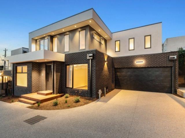 Townhouse for sale in Camerons Creek, Victoria
