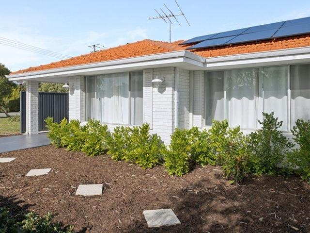 Duplex for sale in Spearwood, Western Australia