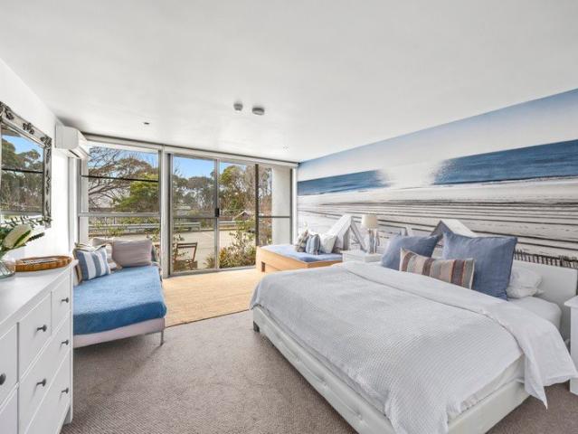 Apartment for sale in Lorne, Surf Coast Shire