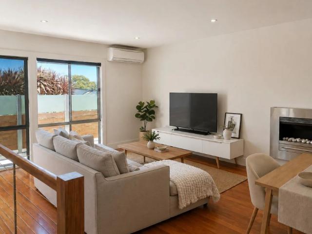 Townhouse for rent in Torquay, Victoria