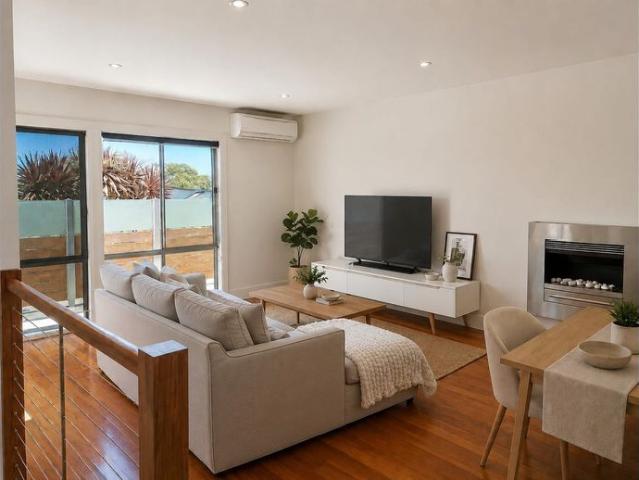 Townhouse for rent in Torquay, Victoria