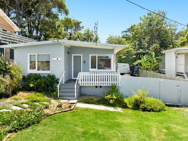 House for sale in Lilli Pilli, New South Wales